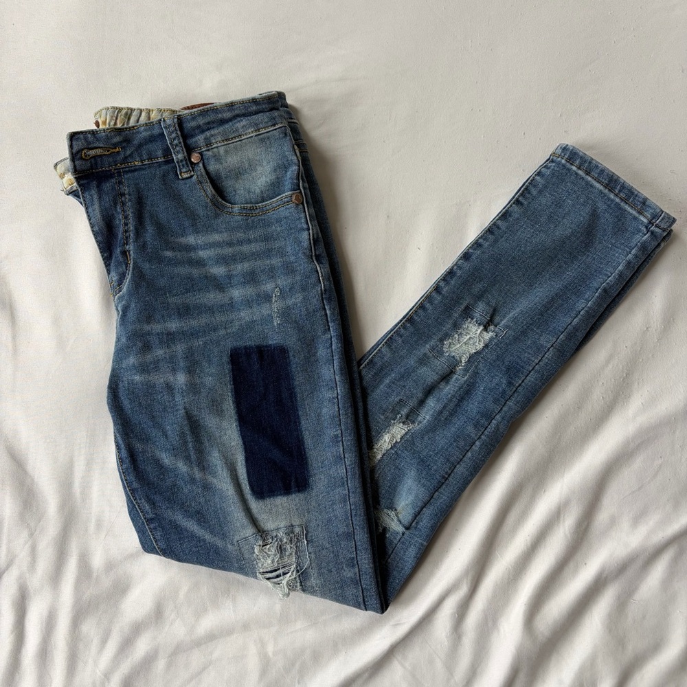 POL Women's Blue Distressed Skinny Jeans